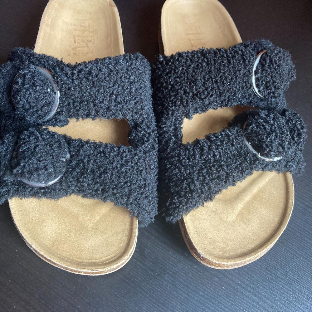 sandals